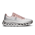 On Women's Cloudtilt – Biscuit/Ivory