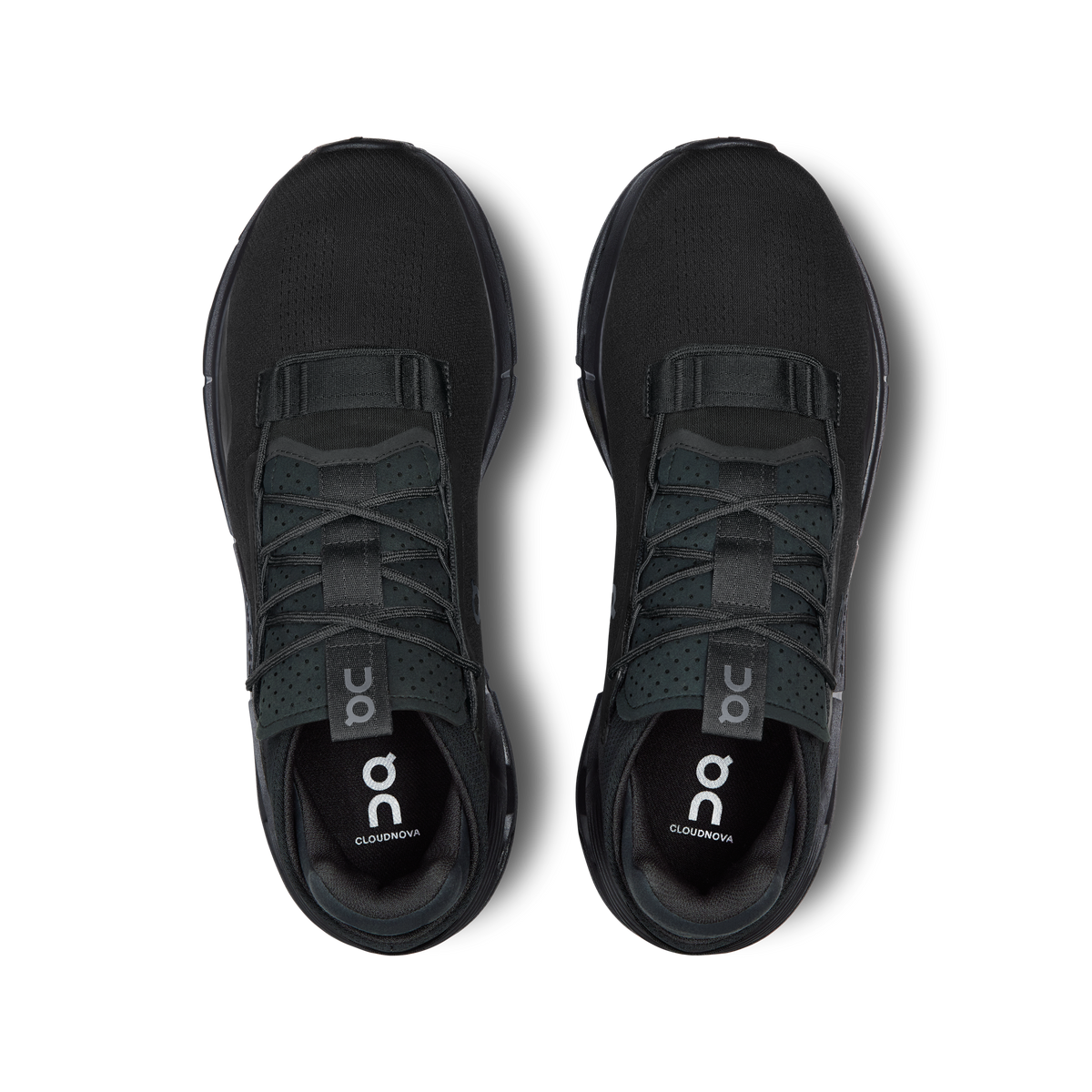 On Cloudnova 2 – All Black – view 2