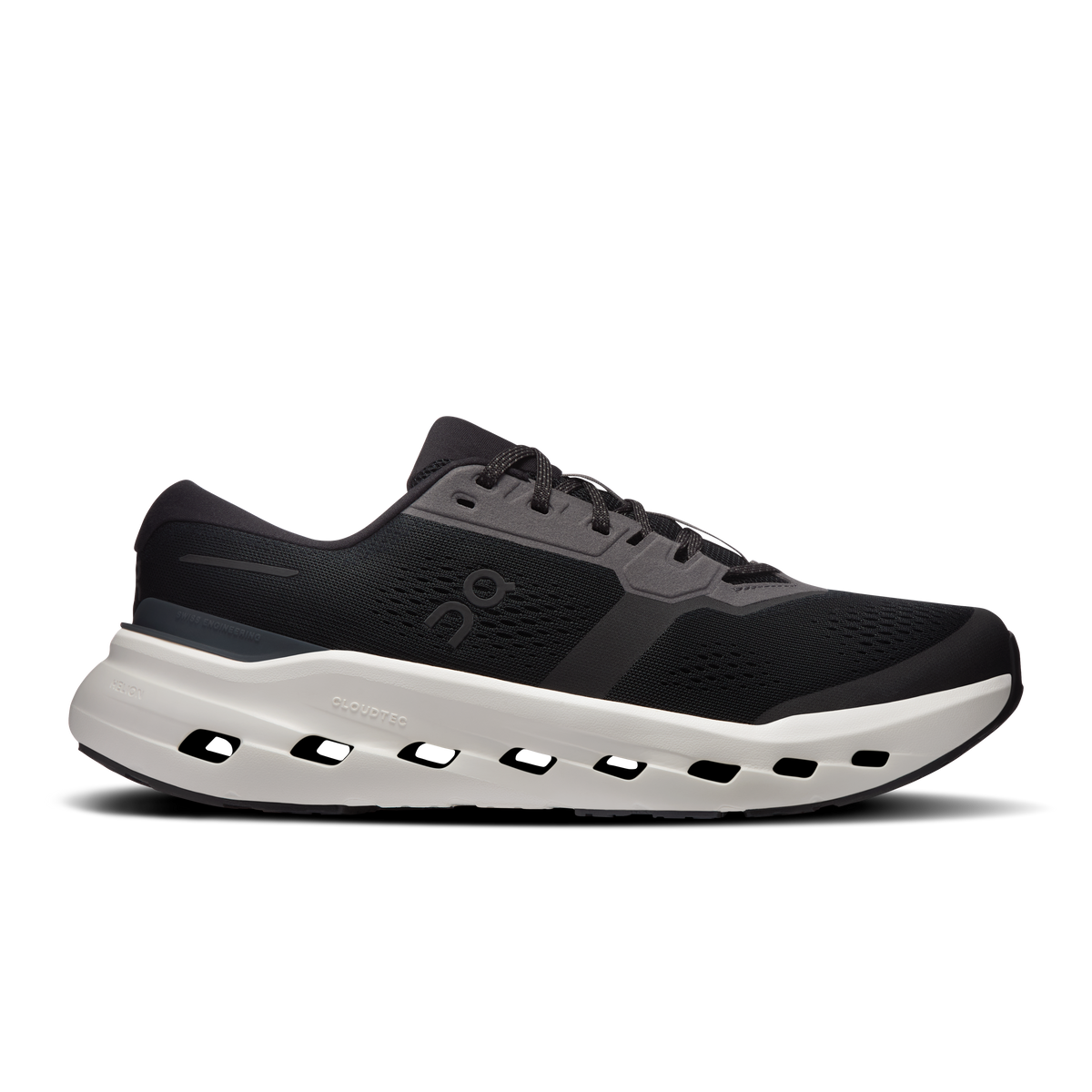 On Cloudrunner 3 – Black/Ivory