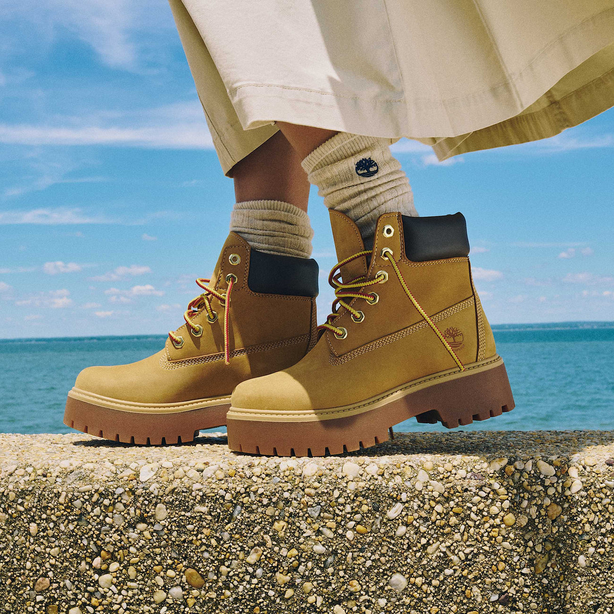 Timberland Women's Stone Street 6-Inch Waterproof Platform Boot – Wheat
