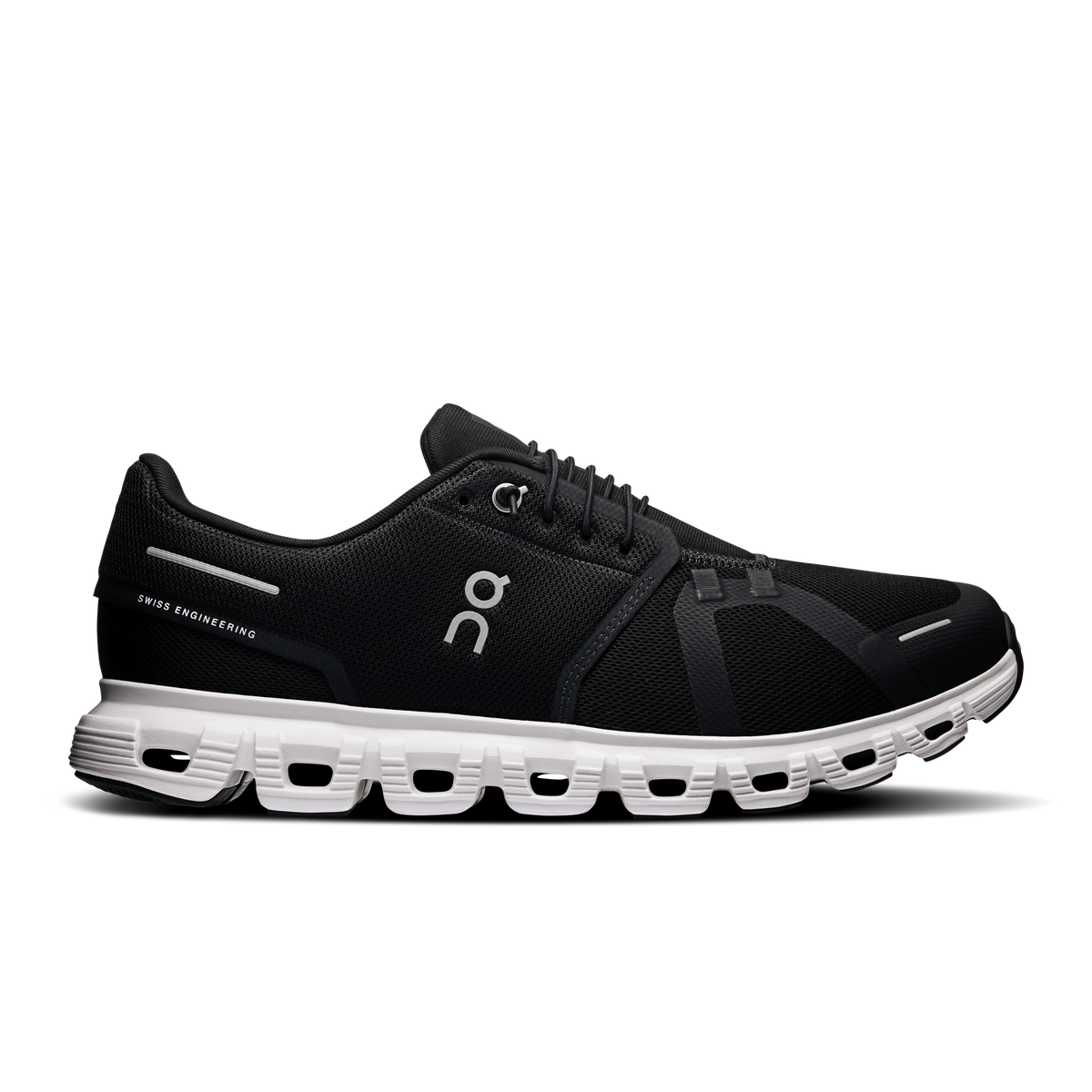 On Cloud 6 – Black/White – view 1